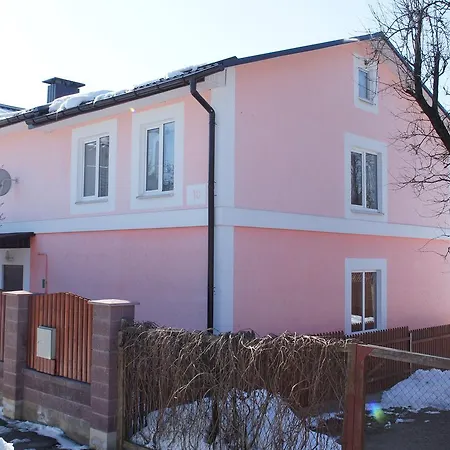 Ferienhaus Cottage Near Railway Station *
